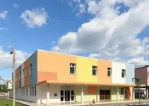Teixeira de Freitas inaugura nova escola municipal