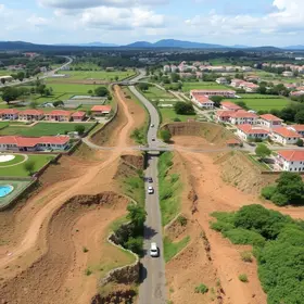 implantação da rede de drenagem